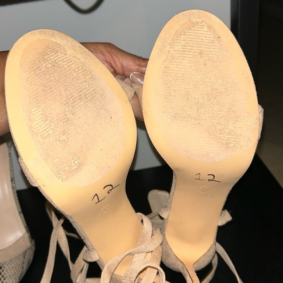Barely worn taupe strappy heels - Picture 2 of 3